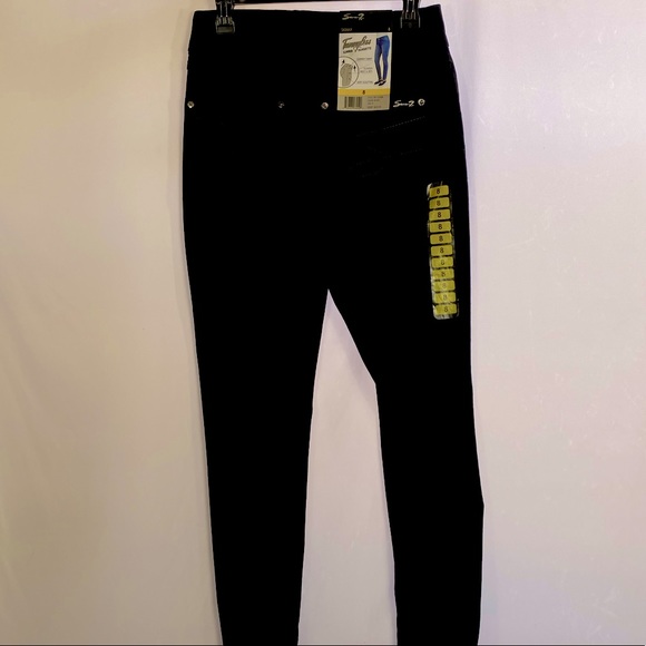 🔵 Seven 7 Black Tummy Control Stretch Jeans NWT - Picture 1 of 11